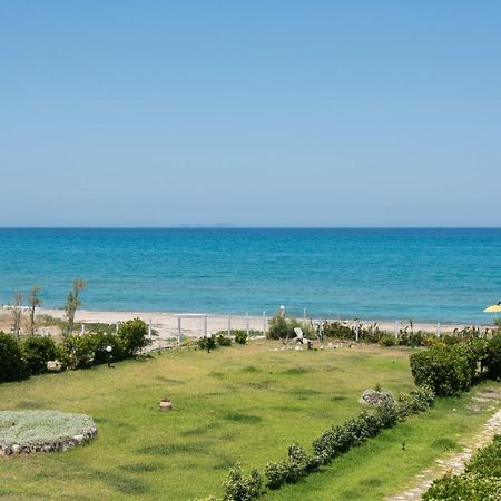 Dalas Beach House Almiros Beach Екстериор снимка
