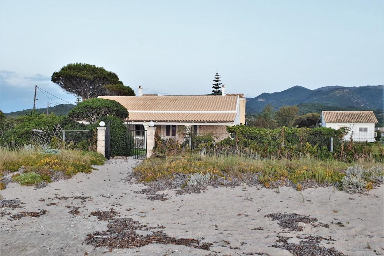 Dalas Beach House Almiros Beach Екстериор снимка