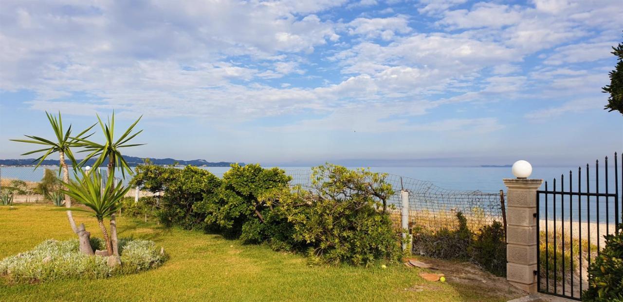 Dalas Beach House Almiros Beach Екстериор снимка