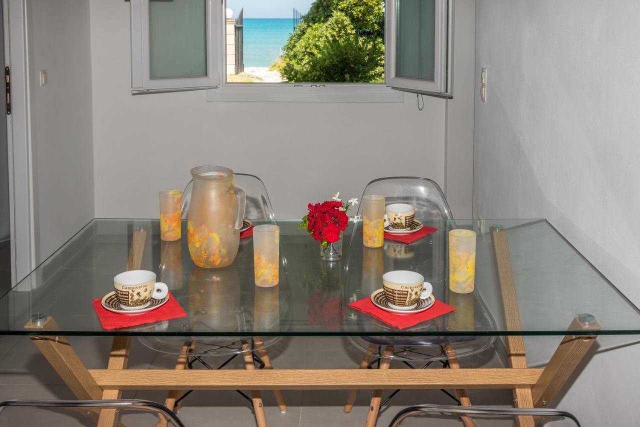 Dalas Beach House Almiros Beach Екстериор снимка